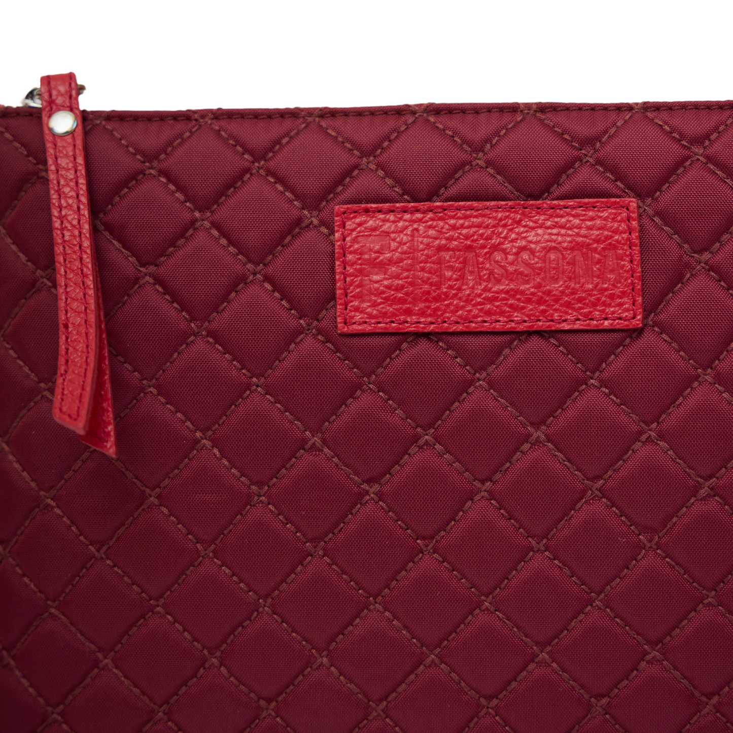 Capri Clutch Quilted Red